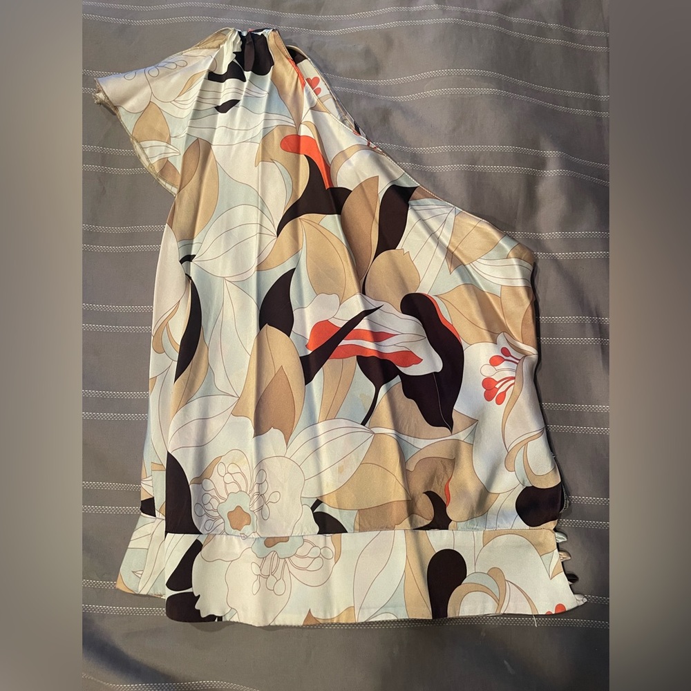 Silky printed one shoulder sleeveless blouse